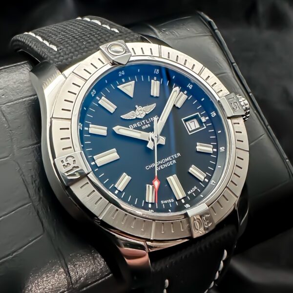 Breitling Avenger Automatic Black Dial - Image 18