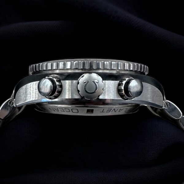 Omega Seamaster Planet Ocean - Image 4