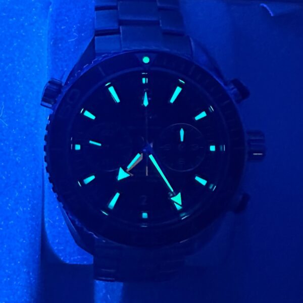 Omega Seamaster Planet Ocean - Image 13