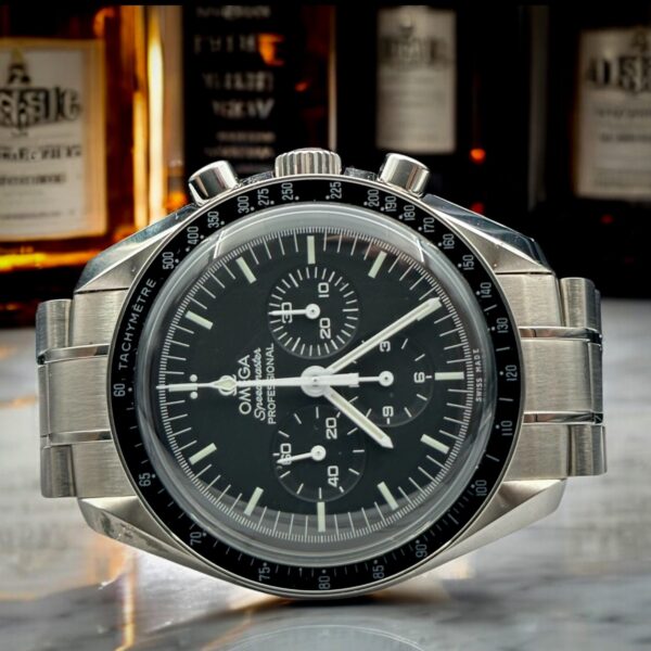 OMEGA Speedmaster Moonwatch Professional - Image 2