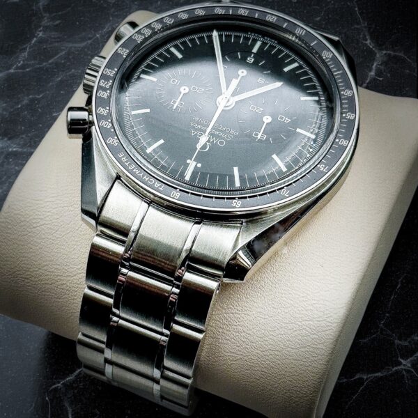 OMEGA Speedmaster Moonwatch Professional - Image 12